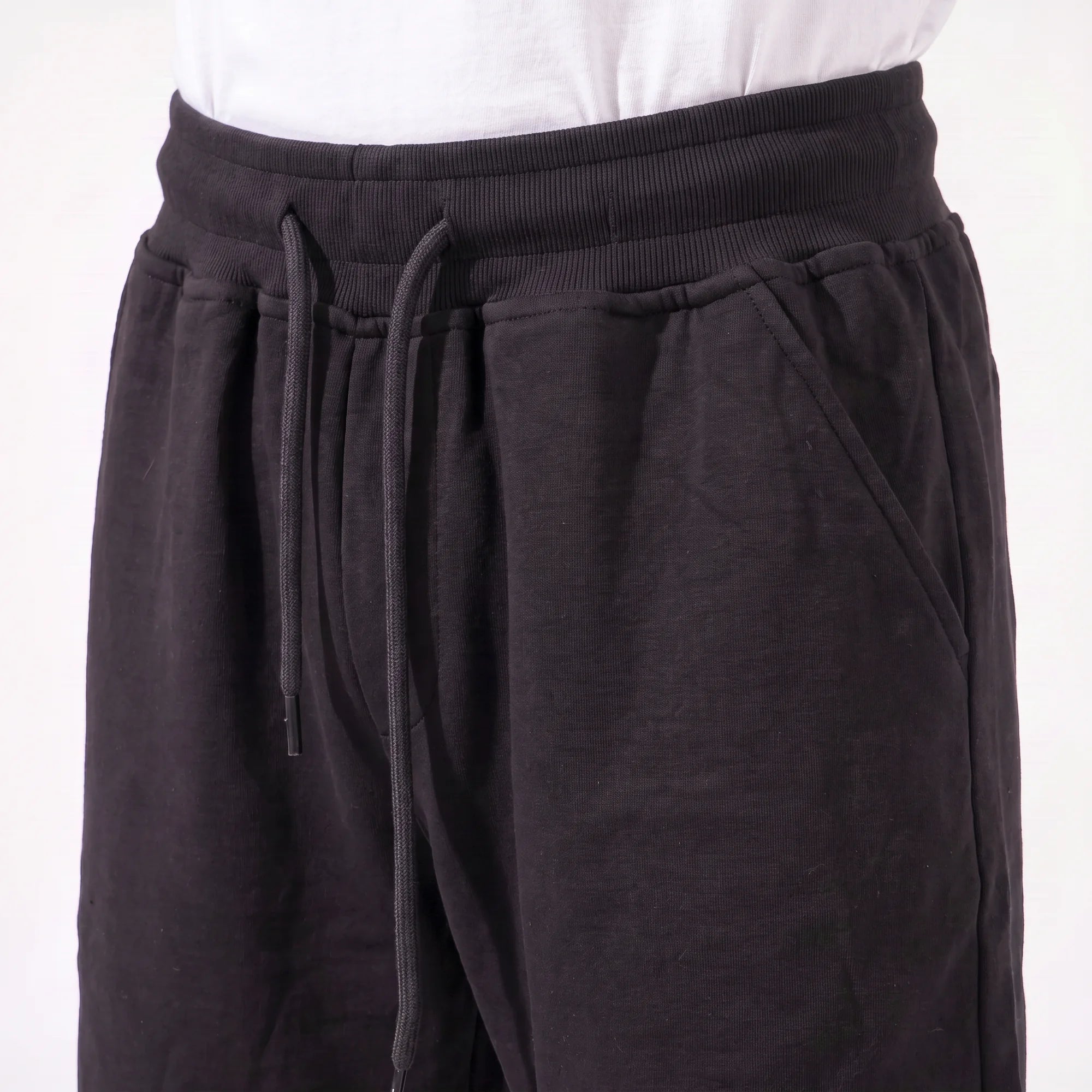black-04